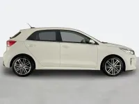 Used Kia Rio First Edition 118 HP (86 kW) 2017 White Hatchback