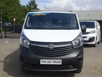 Used Vauxhall Vivaro 95 HP (69 kW) 2019 White MPV