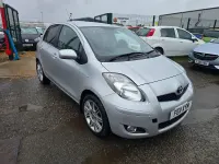Used Toyota Yaris SR 2011 Silver Hatchback