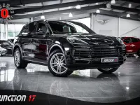 Begagnad Porsche Cayenne 440 HK (323 kW) 2018 Svart SUV