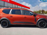 Second-hand Dacia Jogger Extreme 141 CP (103 kW) 2025 Monovolum
