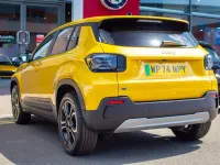 Used Jeep Avenger EV Summit 113 kW (154 HP) 2025 Yellow SUV