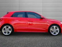 Used Audi A1 Sportback S-Line 114 HP (83 kW) 2019 Red Hatchback