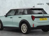 Used Mini Cooper Hatch 113 kW (154 HP) 2025 Green Hatchback