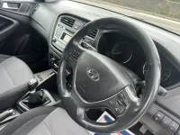Used Hyundai i20 SE 84 HP (61 kW) 2017 White Hatchback