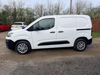 Used Citroën Berlingo 100 HP (73 kW) 2022 White MPV