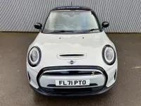 Usado Mini Cooper SE Hatch 33 kW (45 CV) 2021 Plateado Utilitario
