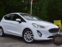 Used Ford Fiesta Titanium 2017 White Hatchback