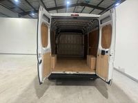 Used Peugeot Boxer 140 HP (102 kW) 2022 White Van