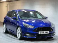 Used Ford Focus ST 2016 Blue Hatchback