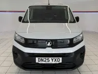 Used Vauxhall Combo S 100 HP (73 kW) 2025 White MPV