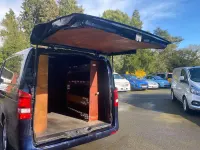 Usado Mercedes Vito Premium 161 HP (118 kW) 2020 Azul Van