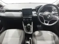 Used Renault Clio Evolution 90 HP (66 kW) 2024 Red Hatchback