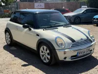 Used Mini Cooper Hatch 2004 White Hatchback