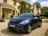 Used Peugeot 208 Allure 2016 Blue Hatchback