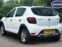 Used Dacia Sandero Lauréate 90 HP (66 kW) 2018 White Hatchback