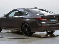 Usado BMW 530e M Sport 288 CV (211 kW) 2022 Gris Berlina