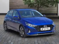 Używany Hyundai i20 SE 100 KM (73 kW) 2023 Niebieski Hatchback