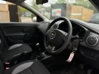 Used Dacia Sandero Ambiance 90 HP (66 kW) 2014 White Hatchback