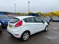 Used Ford Fiesta 2010 White Hatchback