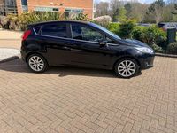 Usado Ford Fiesta Titanium 100 HP (73 kW) 2015 Preto Citadino