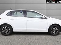 Begagnad VW Polo Life 95 HK (69 kW) 2023 Vit Halvkombi