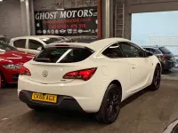 Used Vauxhall Astra GTC SRi 2016 White Hatchback