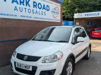 Used Suzuki SX4 SZ3 120 HP (88 kW) 2013 White SUV