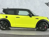Used Mini John Cooper Works Hatch 228 HP (167 kW) 2022 Yellow Hatchback