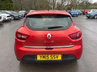 Used Renault Clio IV Dynamique 90 HP (66 kW) 2015 Red Hatchback