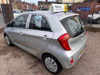 Used Kia Picanto 68 HP (50 kW) 2012 Silver Hatchback