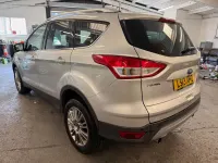 Usado Ford Kuga Titanium 163 HP (119 kW) 2013 Prateado SUV