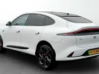 Used MG IM6 552 kW (751 HP) 2025 White SUV