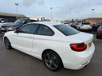Used BMW 218 Sport Line 150 HP (110 kW) 2017 White Coupe