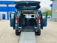 Second-hand Citroën Berlingo XTR 100 CP (73 kW) 2016 Albastru Monovolum