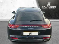 Used Porsche Panamera 330 HP (242 kW) 2017 Black Hatchback