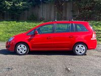 Second-hand Vauxhall Zafira 120 CP (88 kW) 2014 Roșu Monovolum