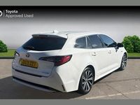 Used Toyota Corolla Design 120 HP (88 kW) 2021 White Estate