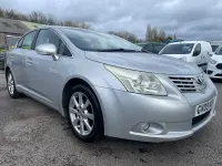 Usado Toyota Avensis 2009 Prateado Sedan