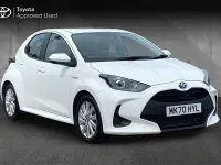 Used Toyota Yaris 114 HP (83 kW) 2020 Pure white Hatchback