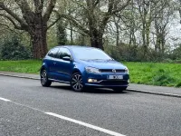 Used VW Polo SE 90 HP (66 kW) 2015 Blue Hatchback