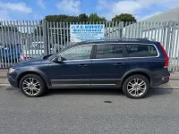 Used Volvo XC70 SE Lux 215 HP (158 kW) 2014 Blue Estate