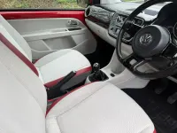 Używany VW up! high up! 75 KM (55 kW) 2013 Czerwony Hatchback