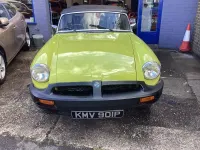 Used MG B 95 HP (69 kW) 1975 Yellow Cabriolet