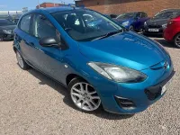 Used Mazda 2 84 HP (61 kW) 2011 Blue Hatchback
