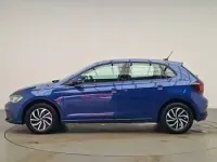 Used VW Polo Life 80 HP (58 kW) 2023 Blue Hatchback