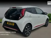 Used Toyota Aygo Trend 72 HP (52 kW) 2021 White Hatchback
