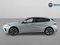 Usado BMW 120 M Sport 156 CV (114 kW) 2025 Gris Utilitario