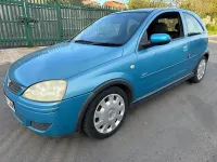 Używany Vauxhall Corsa Design Edition 2004 Niebieski Hatchback