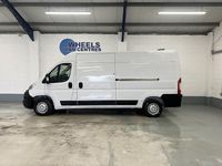Usado Citroën Relay 140 HP (102 kW) 2023 Branco Van